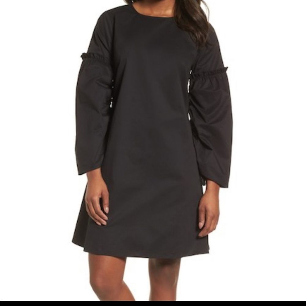 Halogen Parachute Sleeve Black Shift Dress